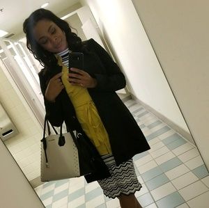 Meet your Posher, Roshida